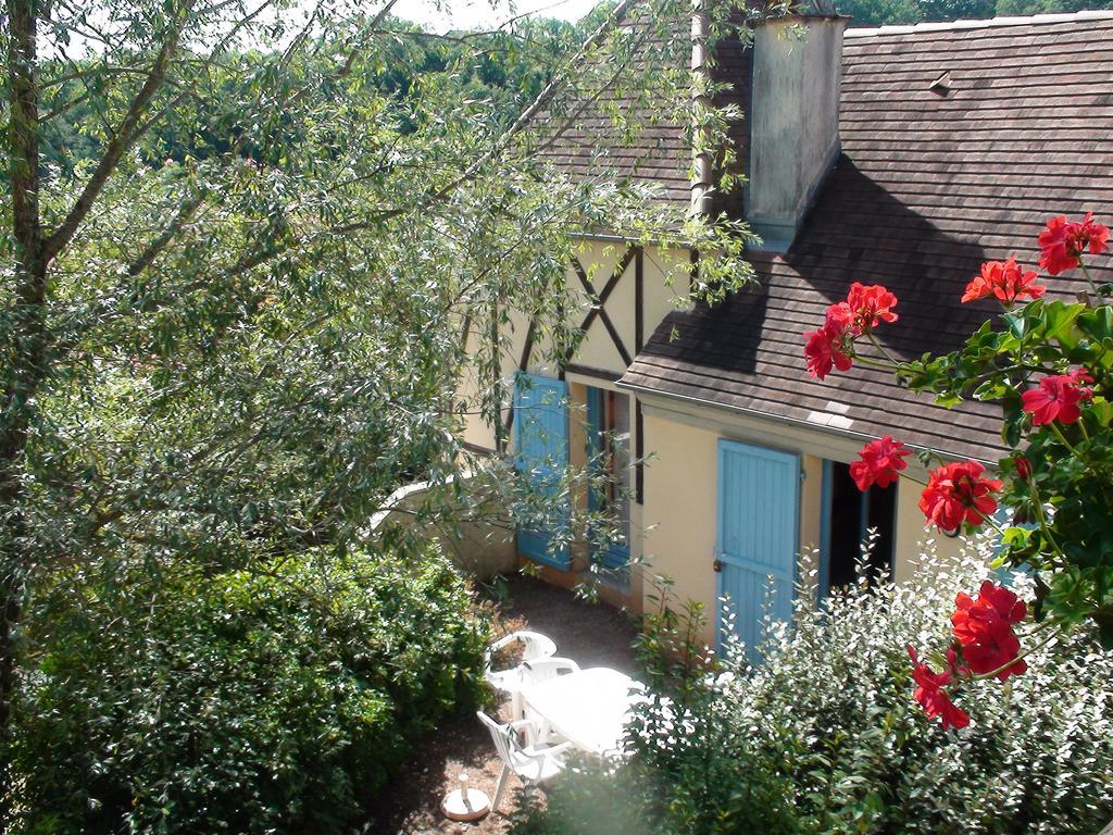 Domaine Du Surgie Hotel Figeac Exterior photo